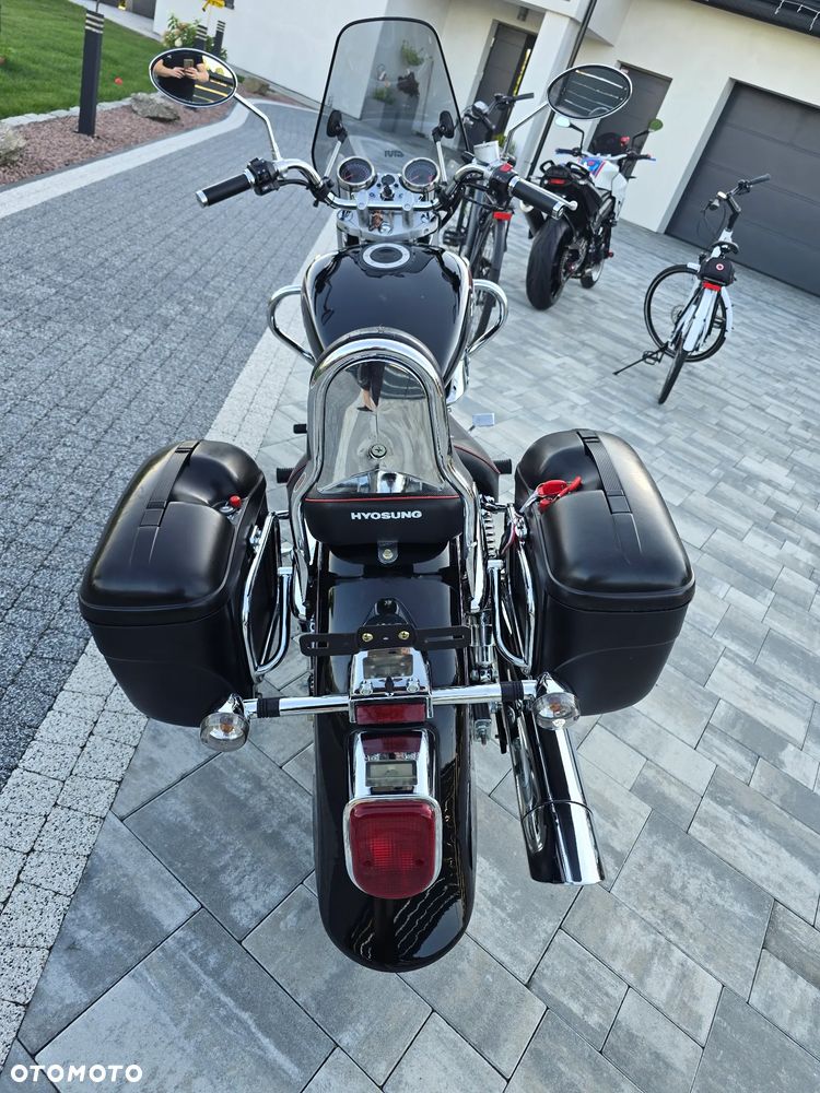 Hyosung GV - 11