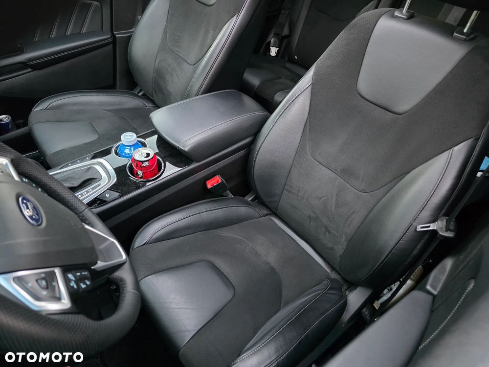 Ford Edge 2.0 TDCi Twin-Turbo 4WD ST-Line - 21