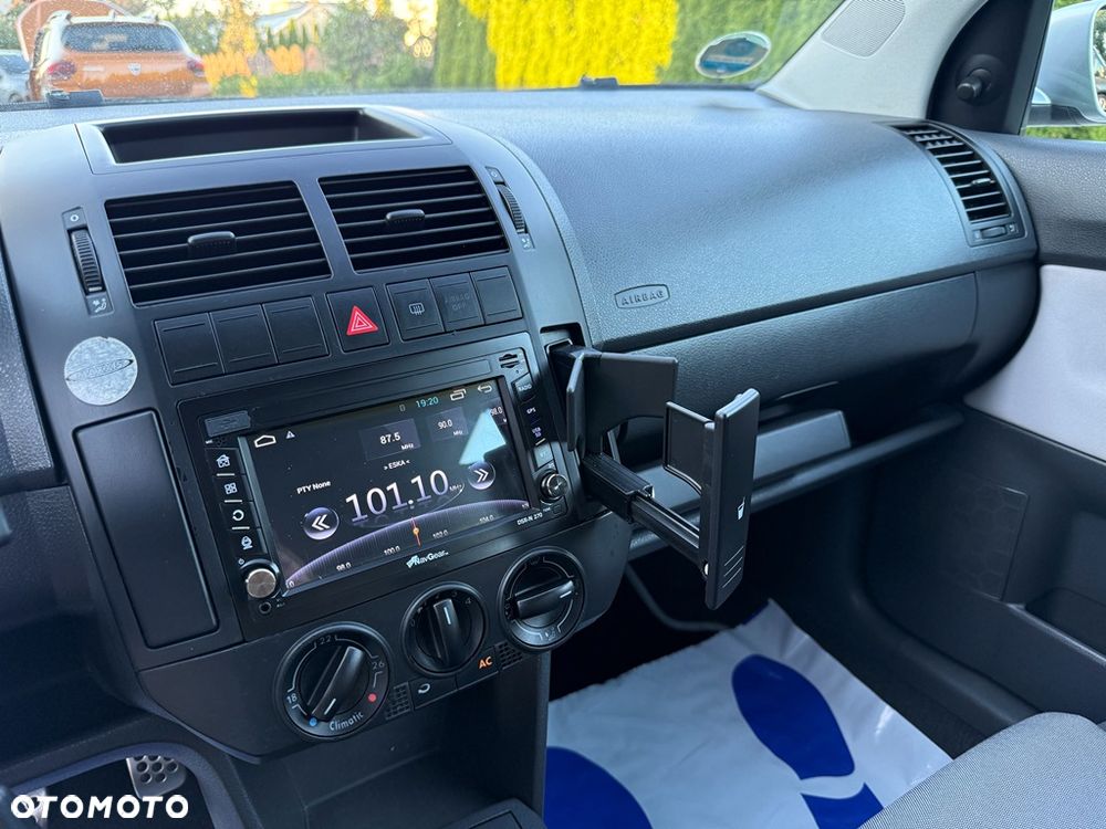 Volkswagen Polo 1.4 16V Fun - 35