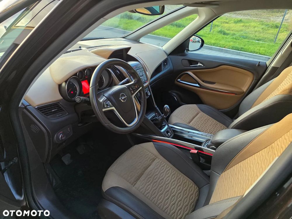 Opel Zafira Tourer 2.0 CDTI Innovation - 20