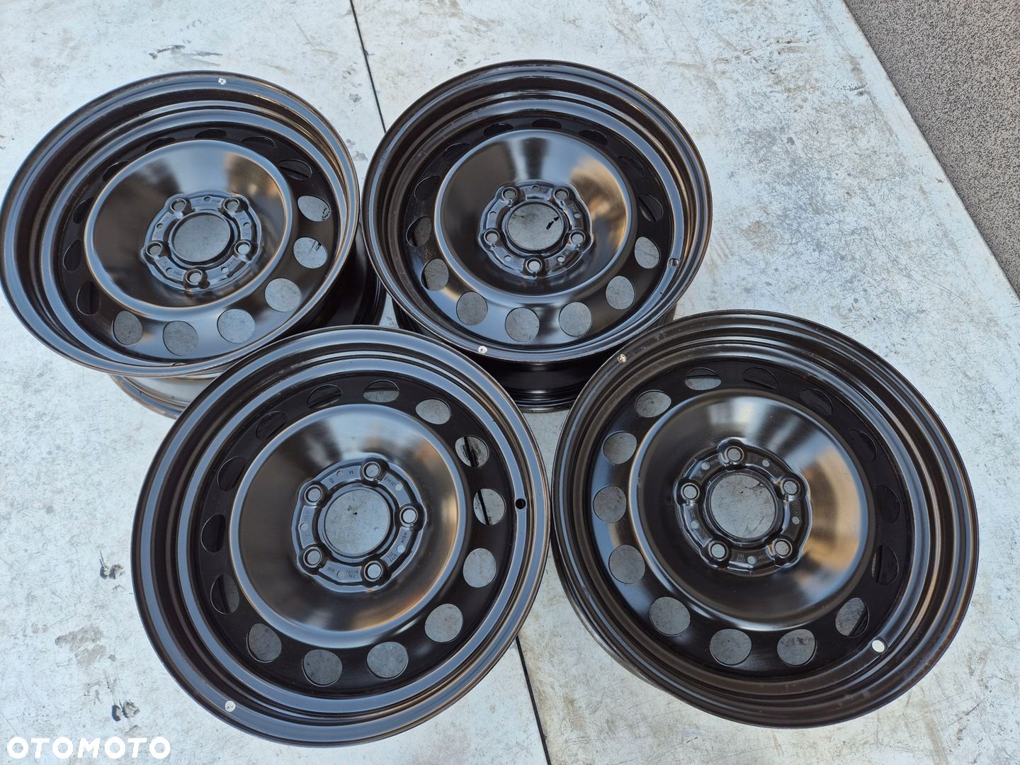 Felgi stalowe 16 BMW 3 SERIA E90 E91 E92 ET31 - 1
