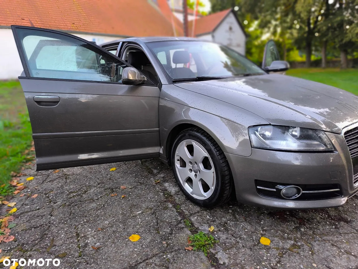 Audi A3 Sportback 1.6 TDI Ambiente - 14