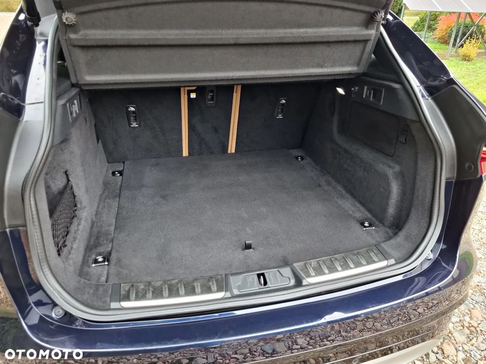 Jaguar F-Pace D200 AWD R-Dynamic S 90th Anniversary Edition - 18