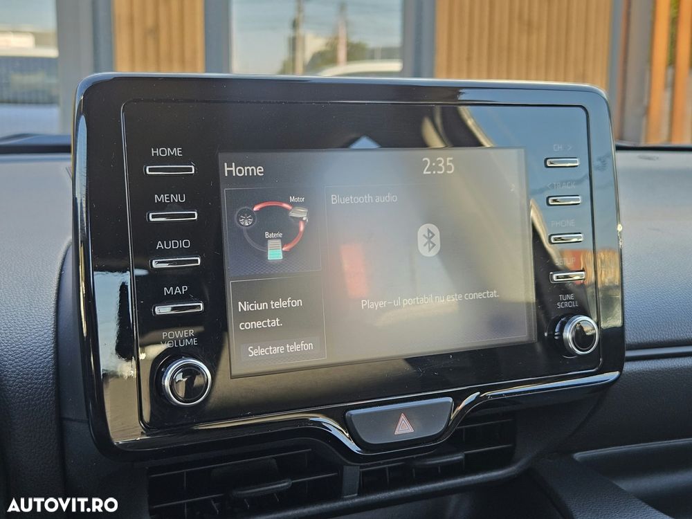 Toyota Yaris - 8