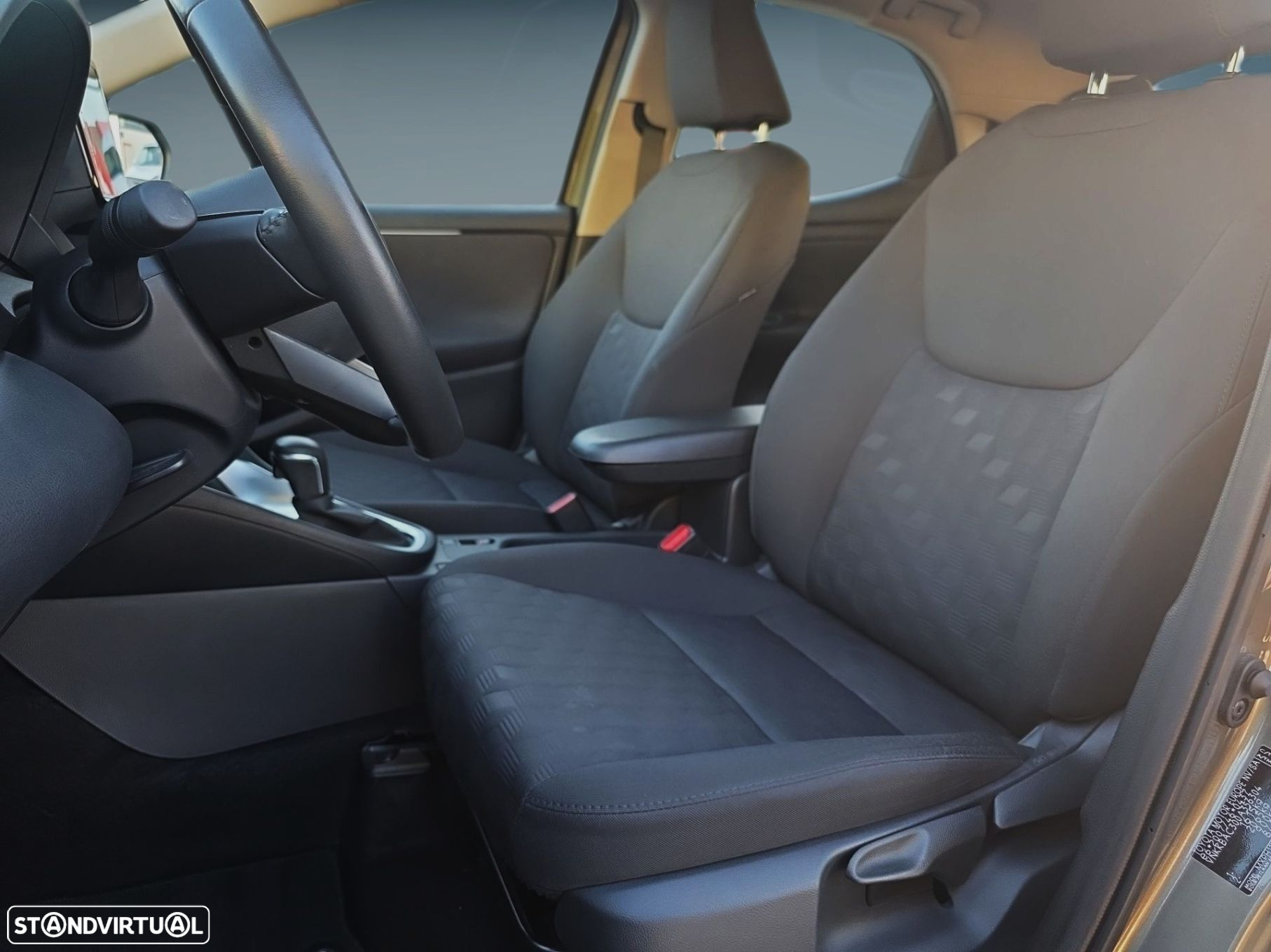 Toyota Yaris - 14