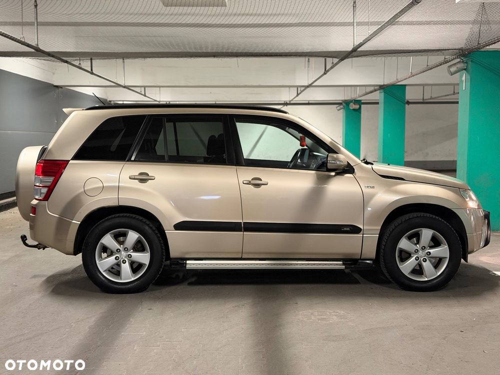 Suzuki Grand Vitara 1.9 DDiS De Luxe EU5 - 29