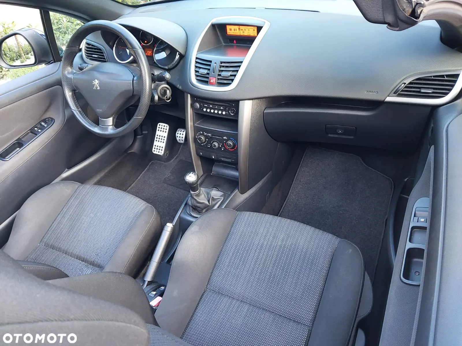 Peugeot 207 120 Premium - 18