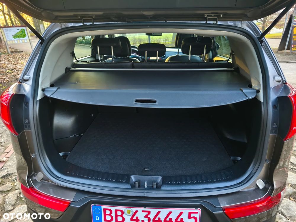 Kia Sportage 2.0 CRDI 2WD Spirit - 16