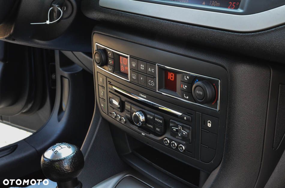 Citroën C5 2.0 HDi Attraction - 34
