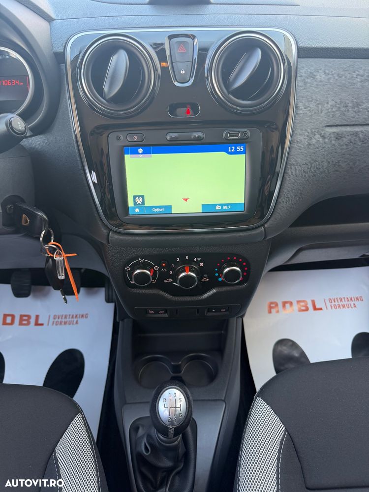 Dacia Lodgy 1.5 Blue dCi Stepway - 9