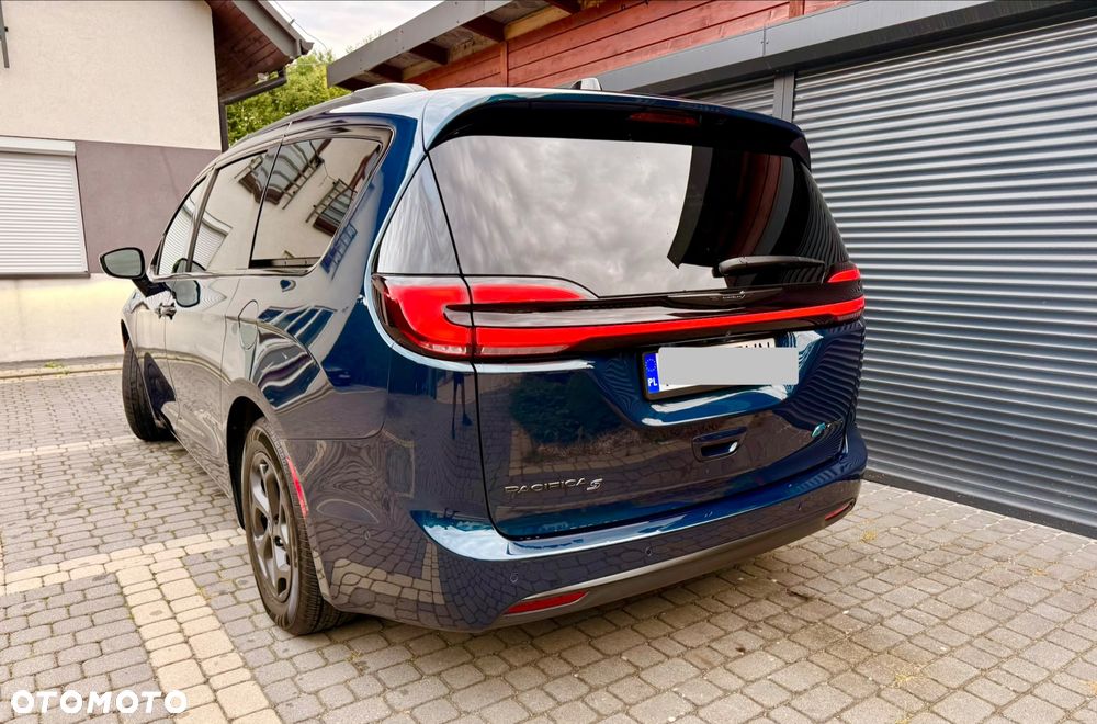 Chrysler Pacifica - 7
