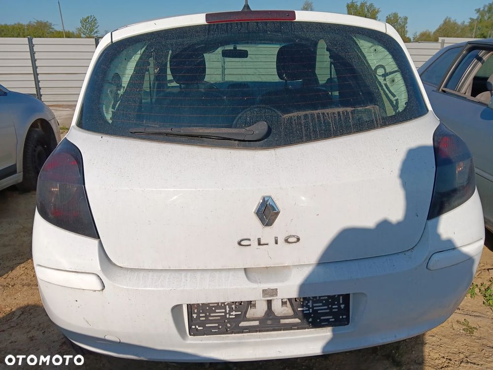 066 / RENAULT CLIO III / NA CZĘŚCI - 6