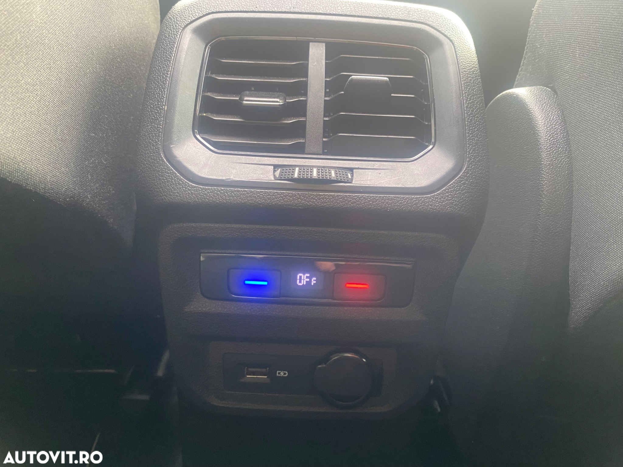 Volkswagen Tiguan Allspace 2.0 TDI DSG R-Line - 11