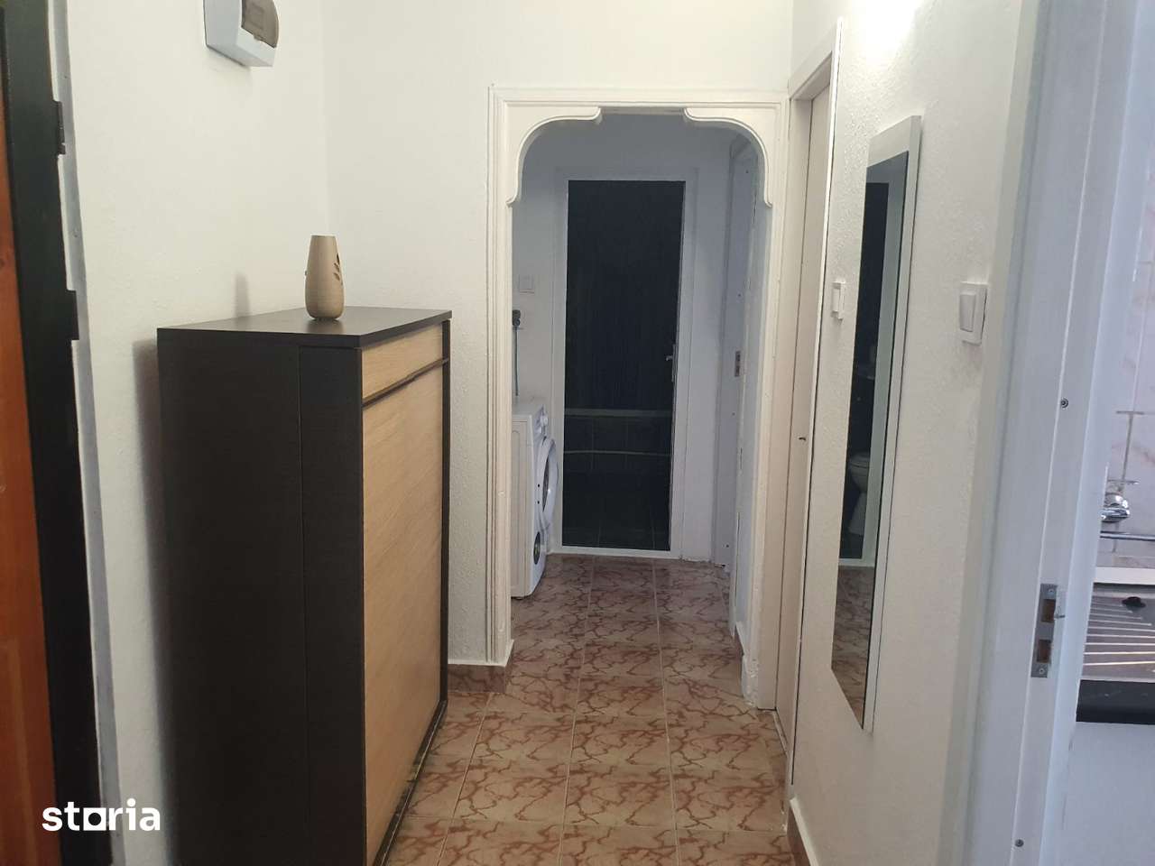 Apartament 2 camere, etaj 4 zona 1 mai — fotografia 3