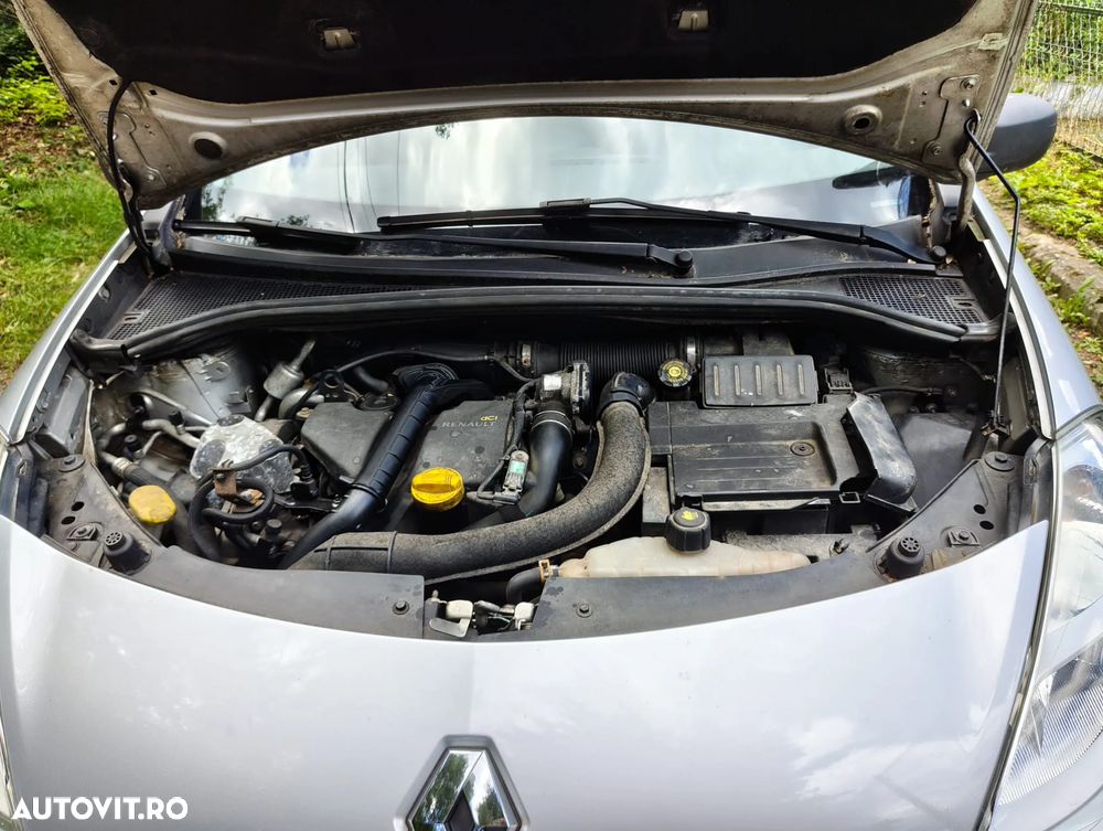 Renault Clio III 1.5 dCi Yahoo - 19