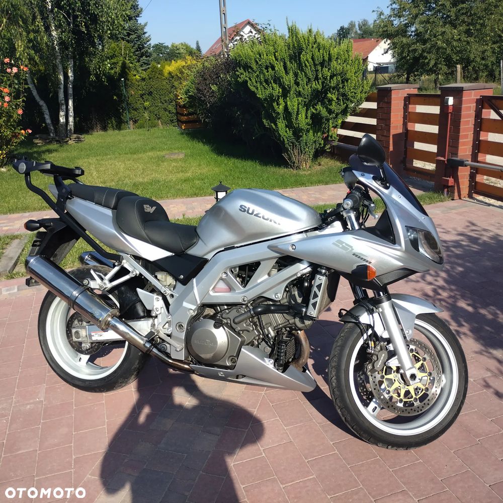 Suzuki SV - 12