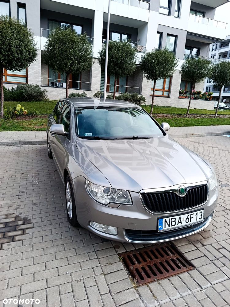 Skoda Superb 2.0 TDI Elegance - 1