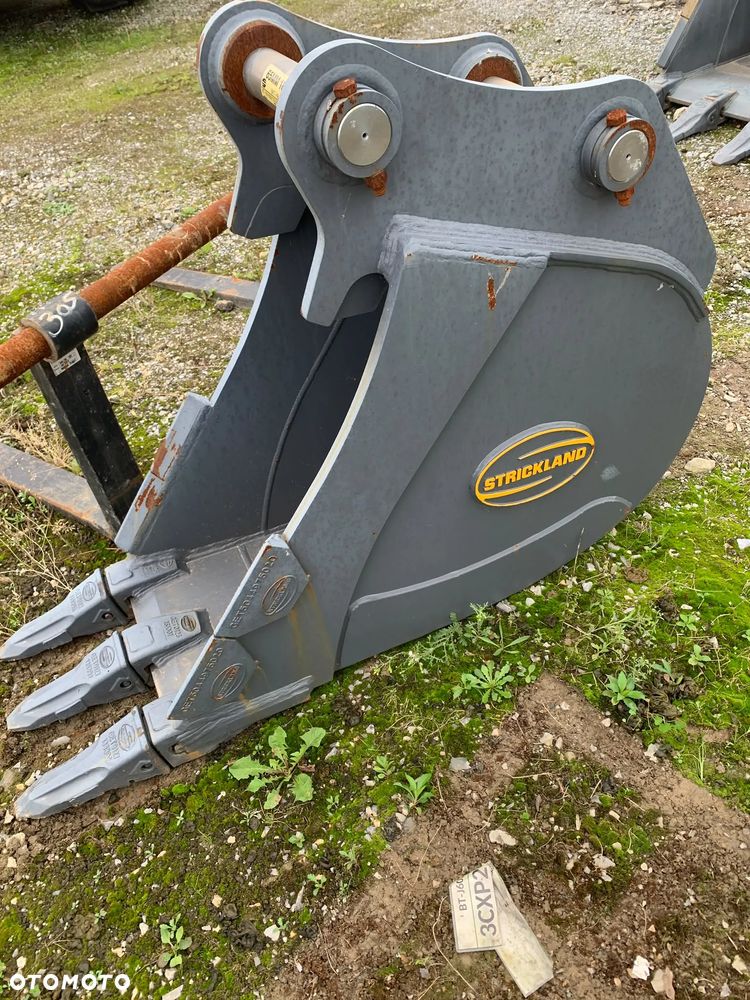 Łyżka firmy Strickland Direct - rozmiar 45 cm