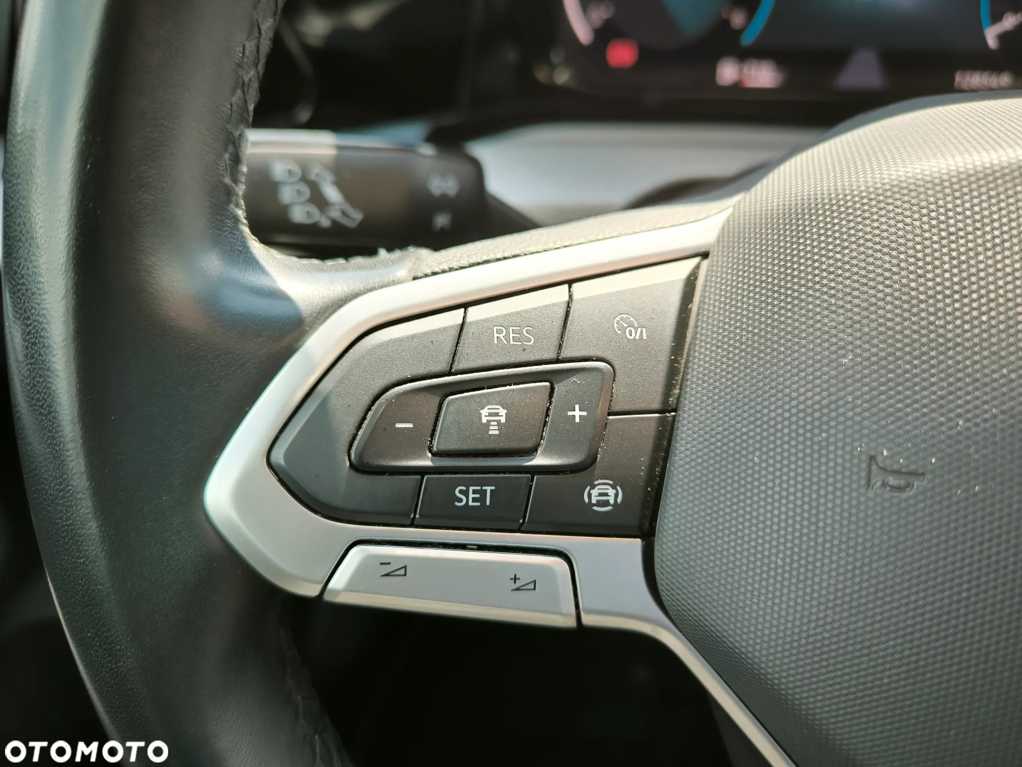 Volkswagen Golf VIII 2.0 TDI Life - 12