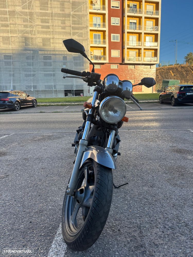 Yamaha XJ - 2