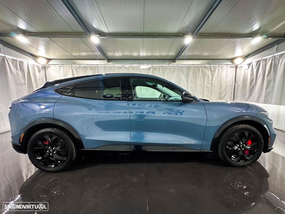 Ford Mustang Mach-E AWD PREMIUM - 13