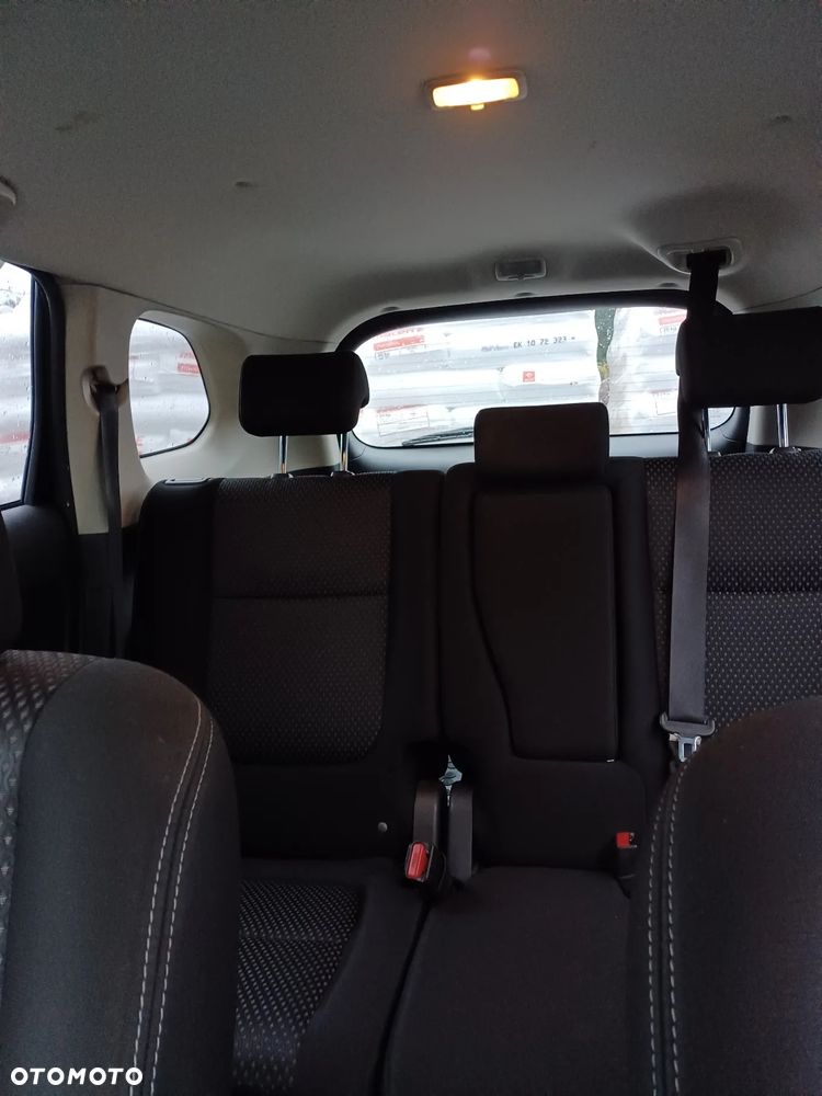 Mitsubishi Outlander - 10