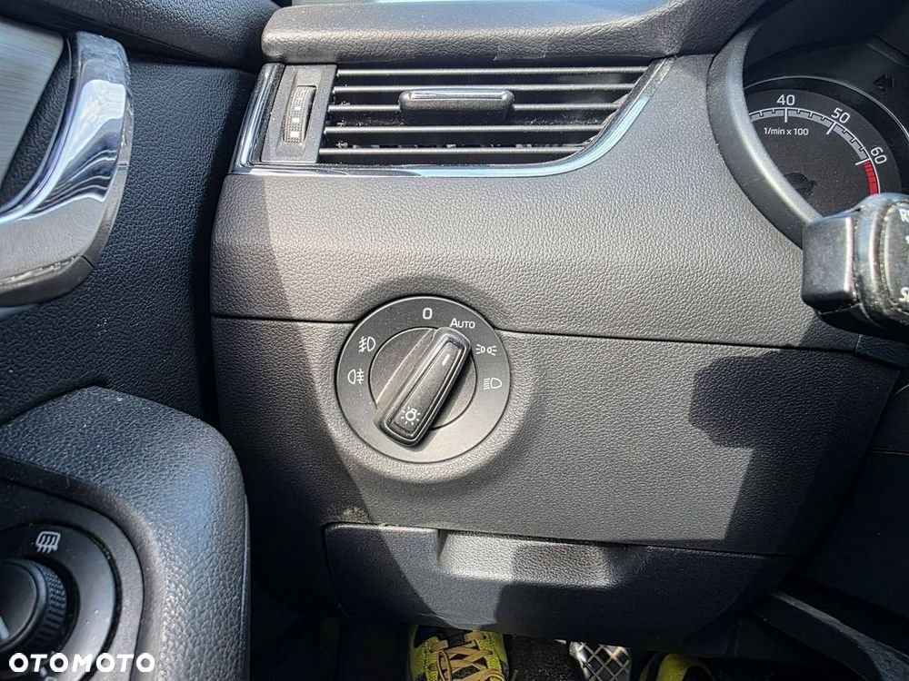 Skoda Octavia 1.4 TSI Ambition - 12