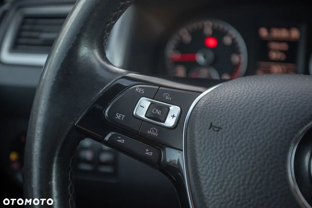 Volkswagen Caddy 2.0 TDI Comfortline - 17