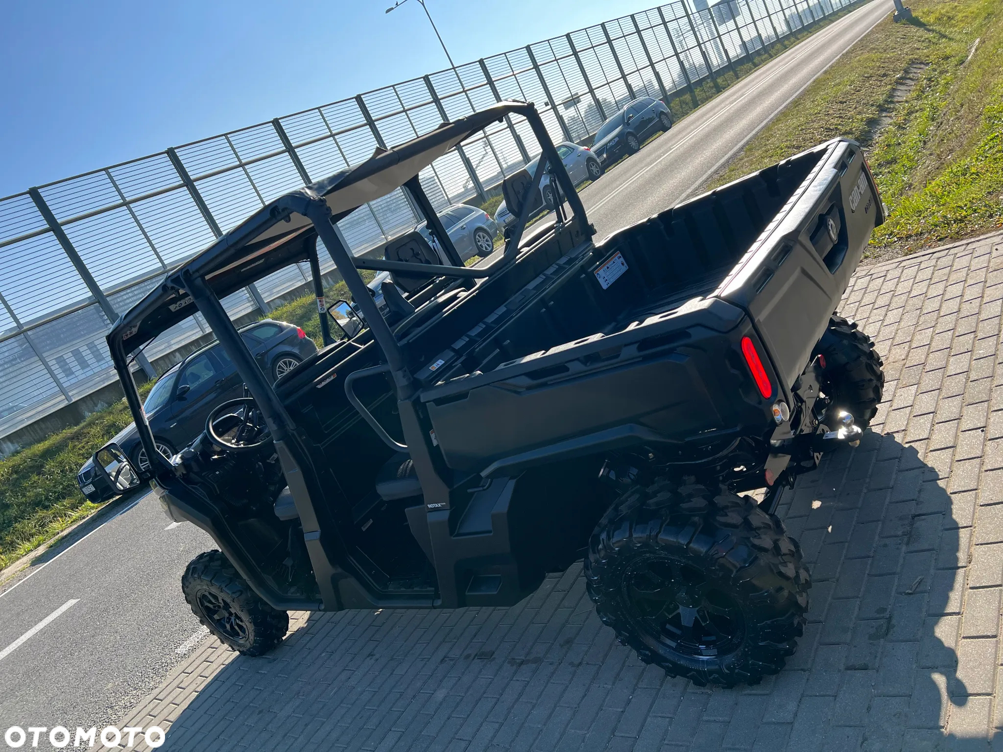 Can-Am Inny - 3