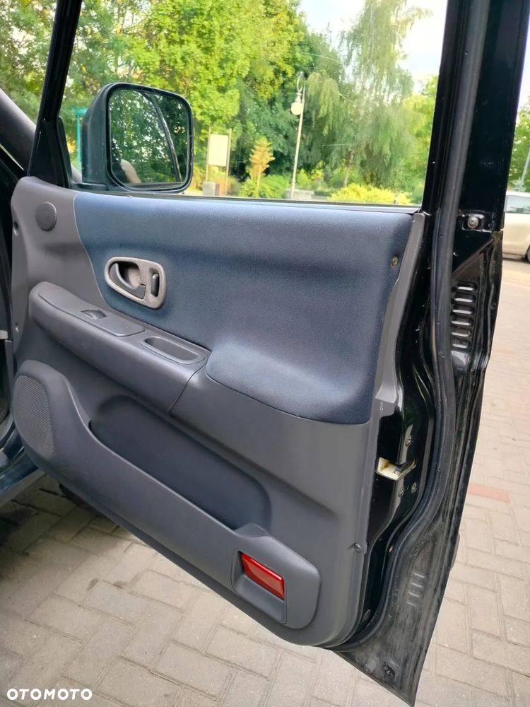 Mitsubishi Pajero Sport - 6