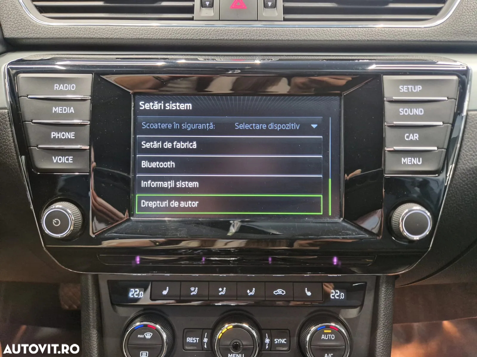 Skoda Superb 2.0 TDI DSG Style - 38
