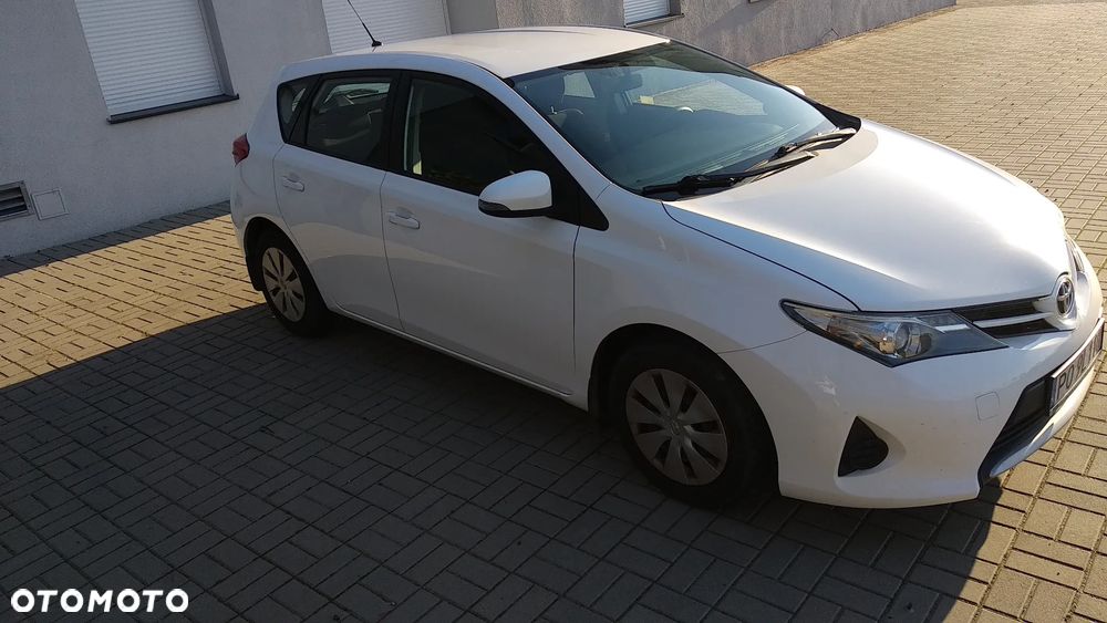 Toyota Auris - 5