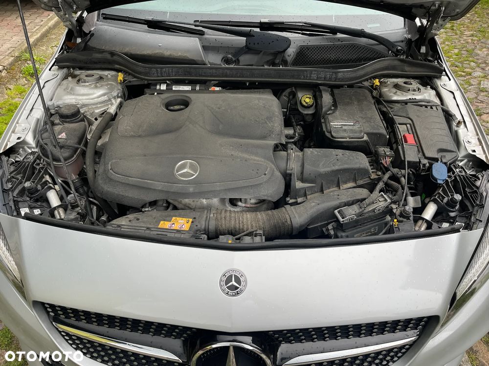 Mercedes-Benz Klasa A 160 AMG Line - 39