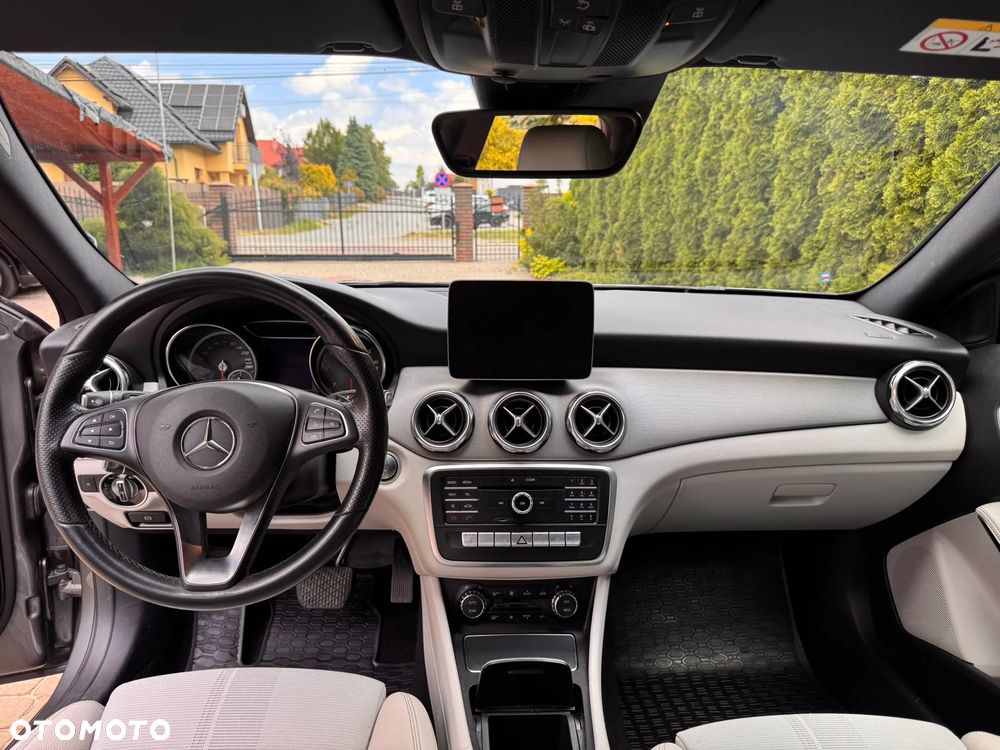Mercedes-Benz GLA 200 (CDI) d 7G-DCT - 14