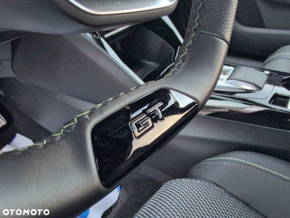 Peugeot 208 1.2 mHEV GT - 25