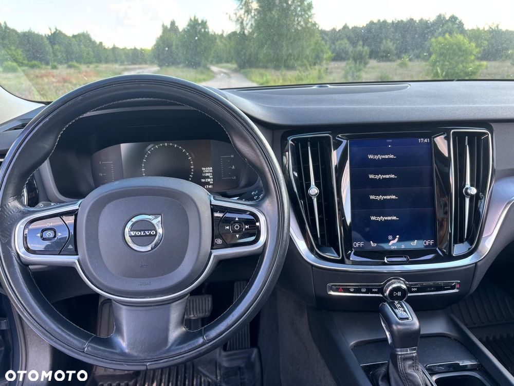 Volvo S60 T6 AWD Momentum Pro - 17