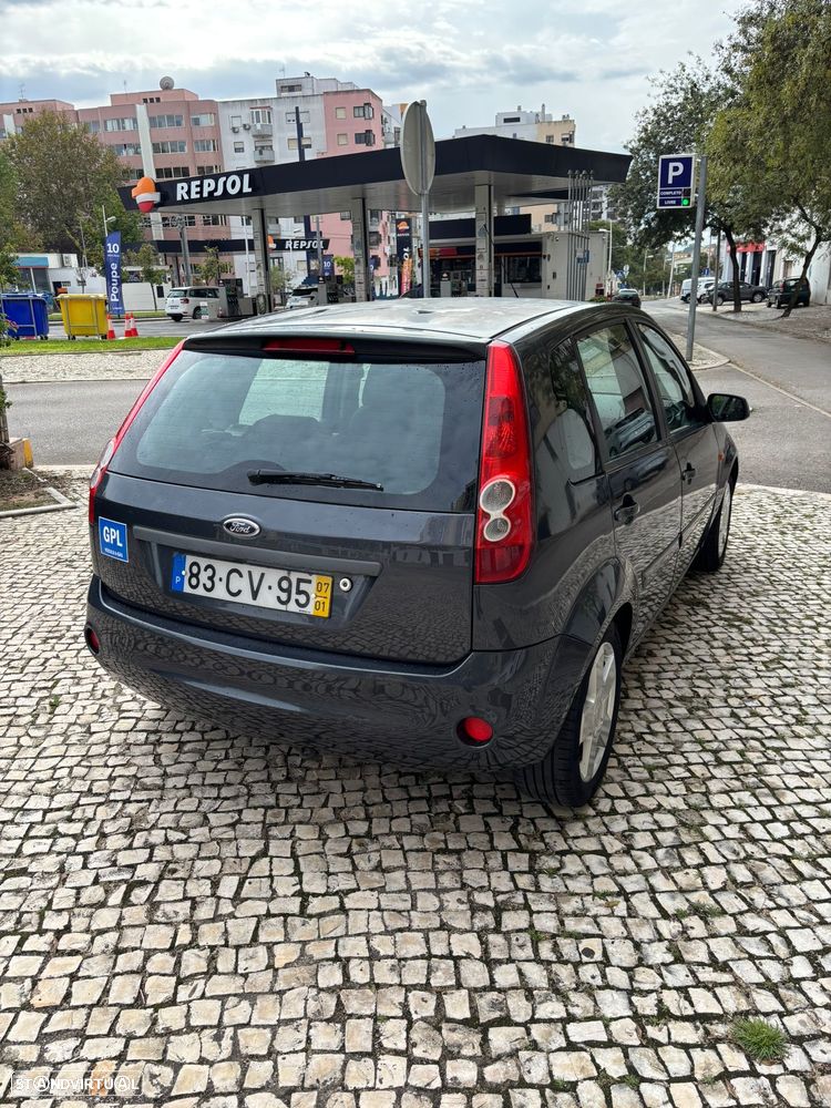 Ford Fiesta 1.25 Trend - 3