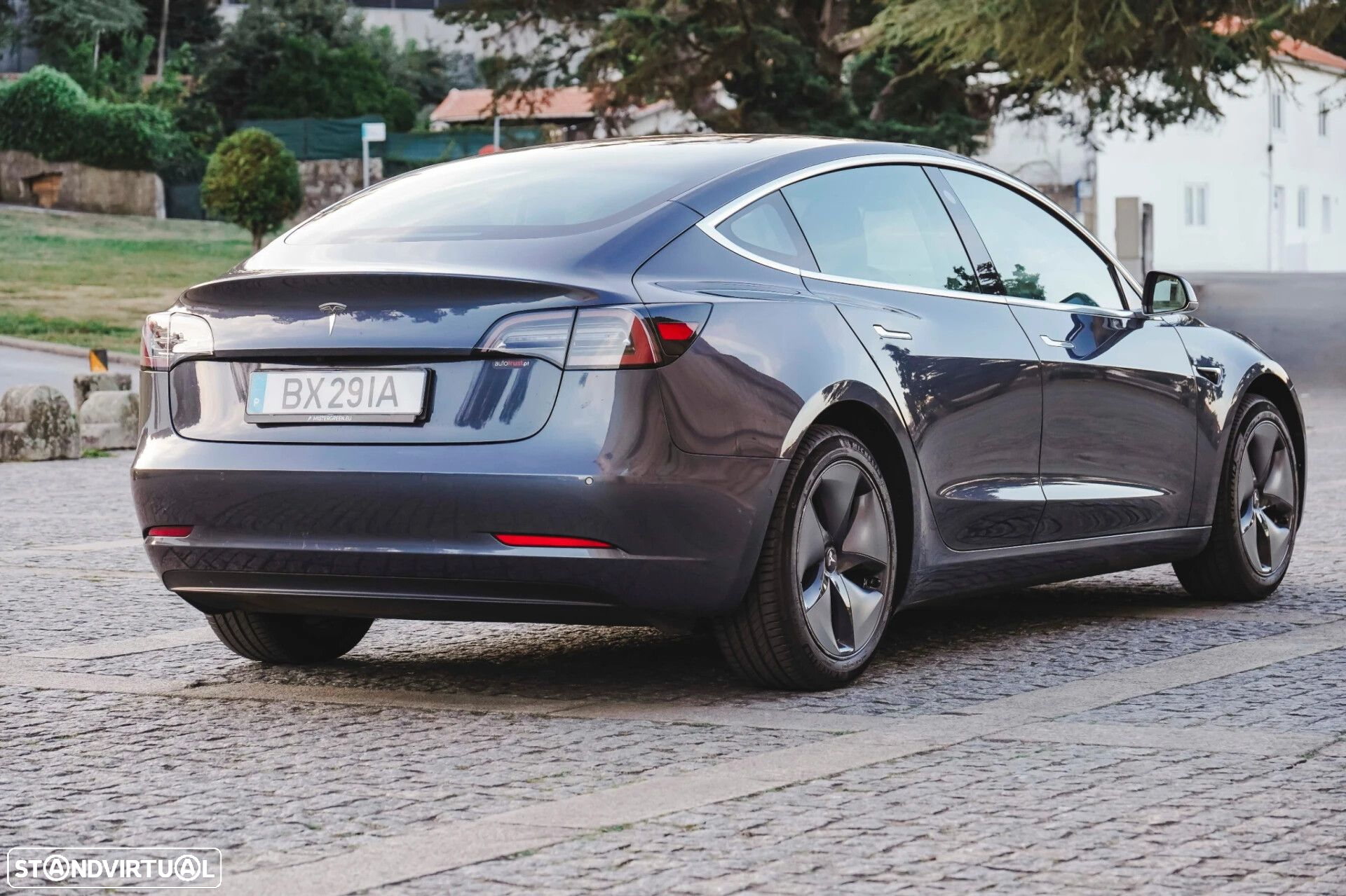 Tesla Model 3 Standard RWD Plus - 31