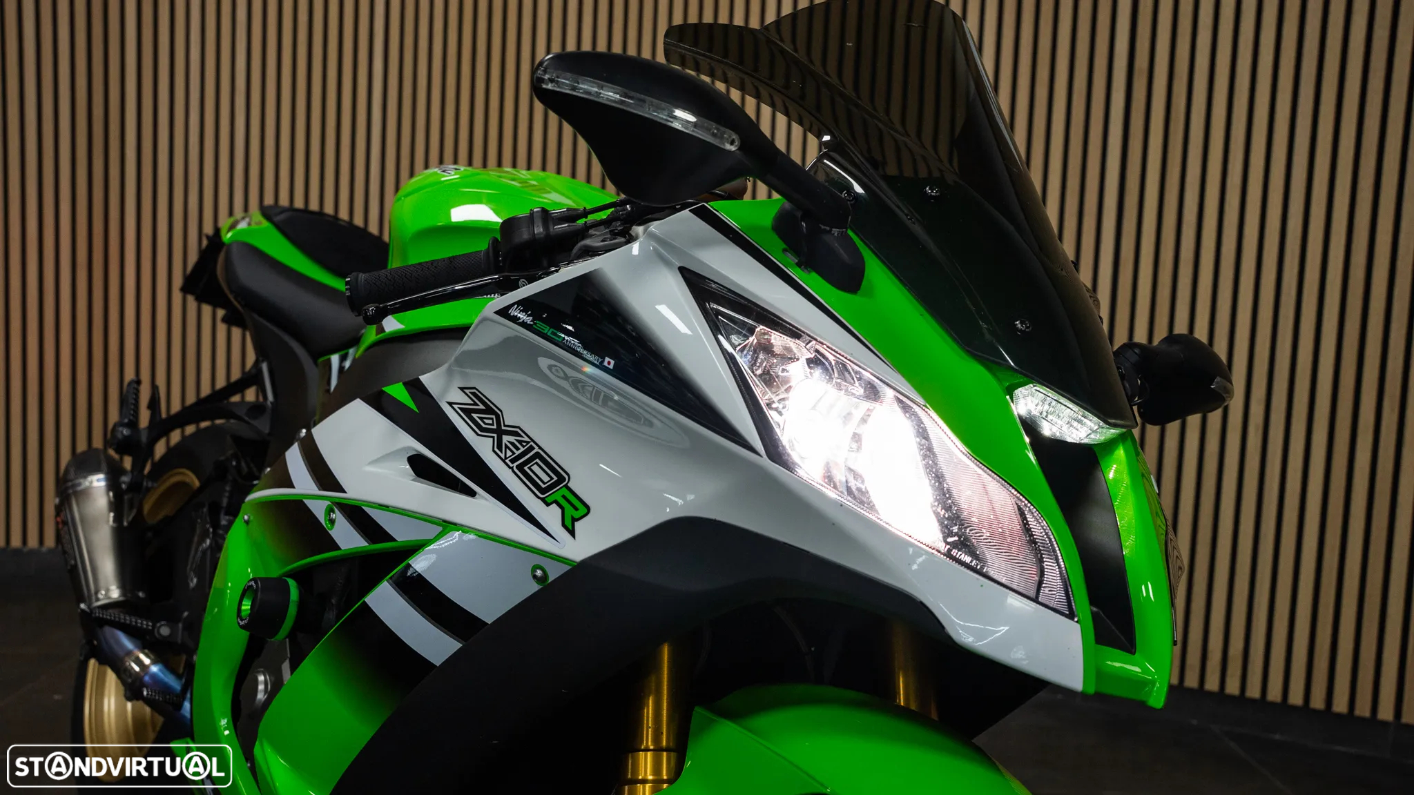 Kawasaki ZXR 10 - 8