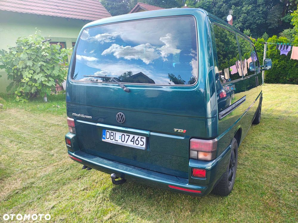 Volkswagen Multivan - 3