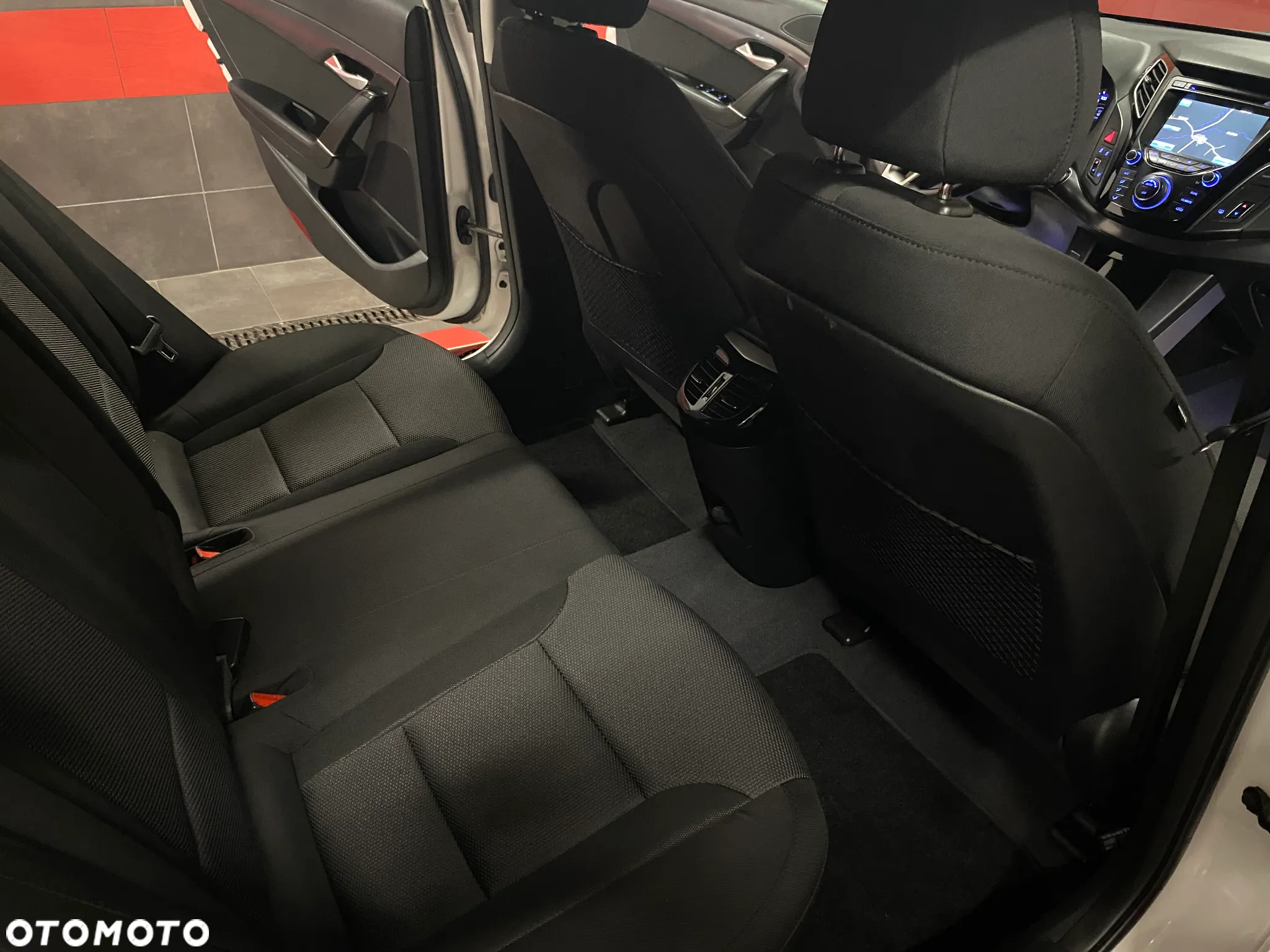 Hyundai i40 2.0 GDI Premium - 23