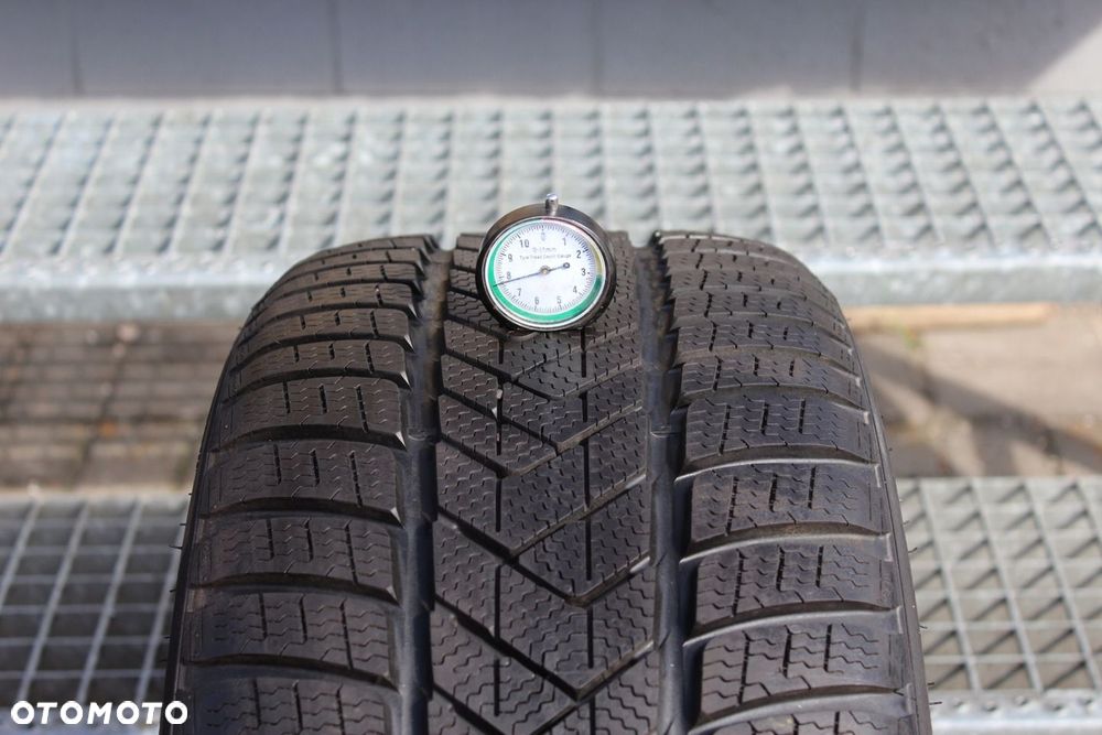 1x 275/40R18 103V XL PIRELLI SOTTOZERO 3 21r MO - 1