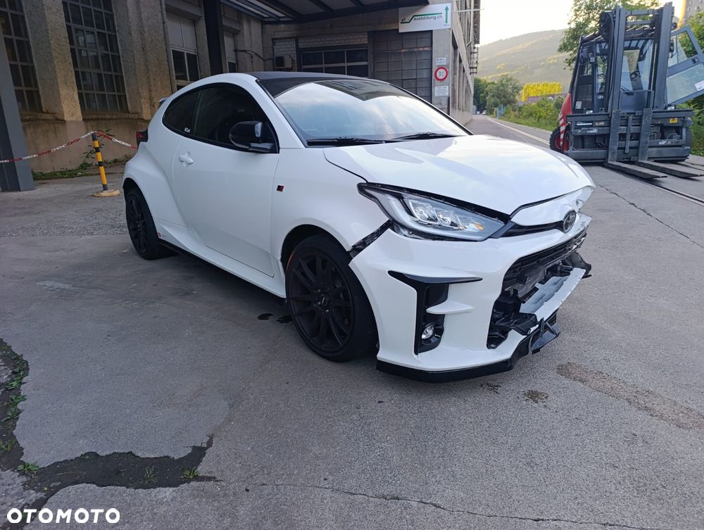 Toyota GR Yaris 1.6 Dynamic - 2
