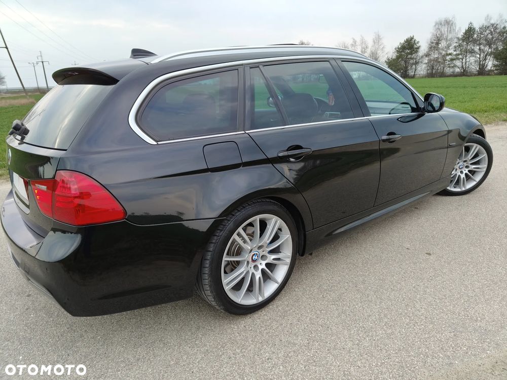 BMW Seria 3 318d DPF Edition Sport - 27