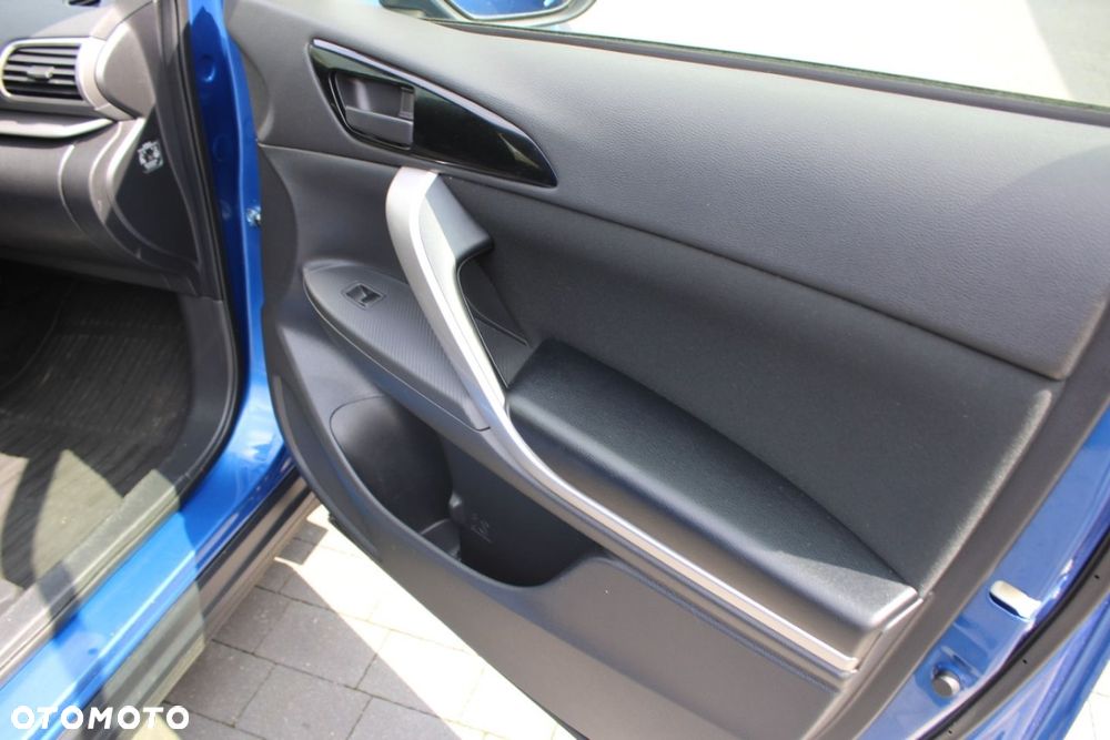 Mitsubishi Eclipse Cross - 31
