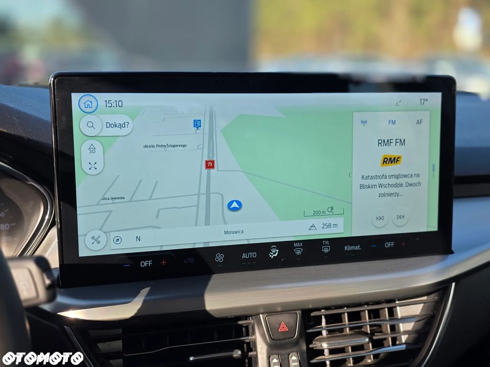 Ford Focus 1.0 EcoBoost Titanium Design - 22