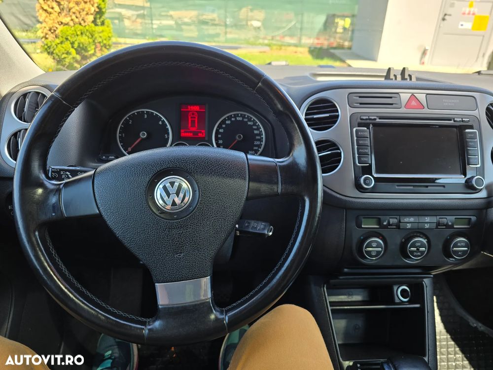 Volkswagen Tiguan 2.0 TDI DPF 4Motion Automatik Track & Field - 4