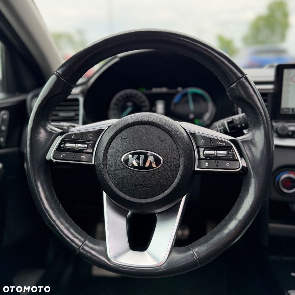 Kia Ceed - 24