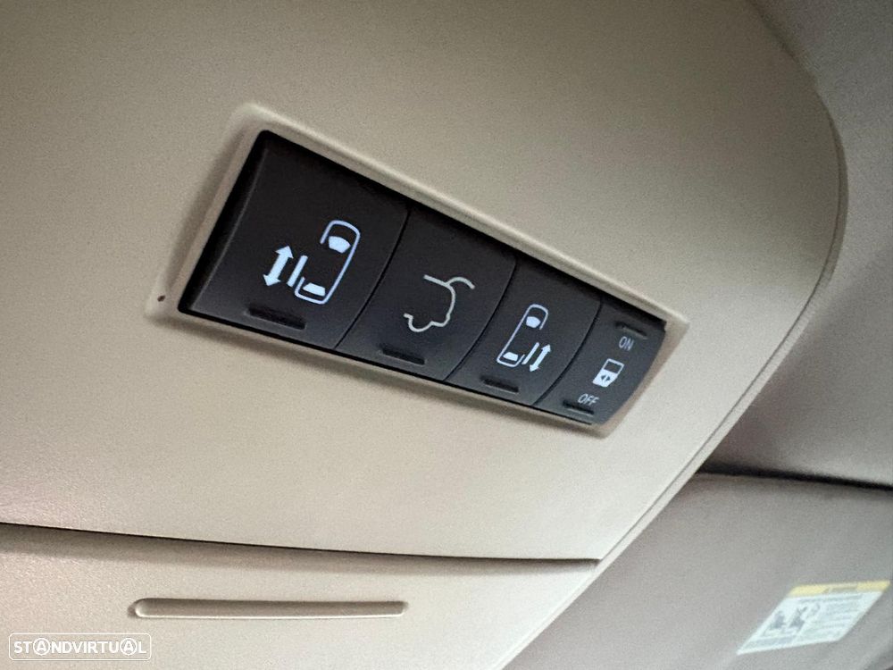 Lancia Voyager 2.8 CRD Gold - 20