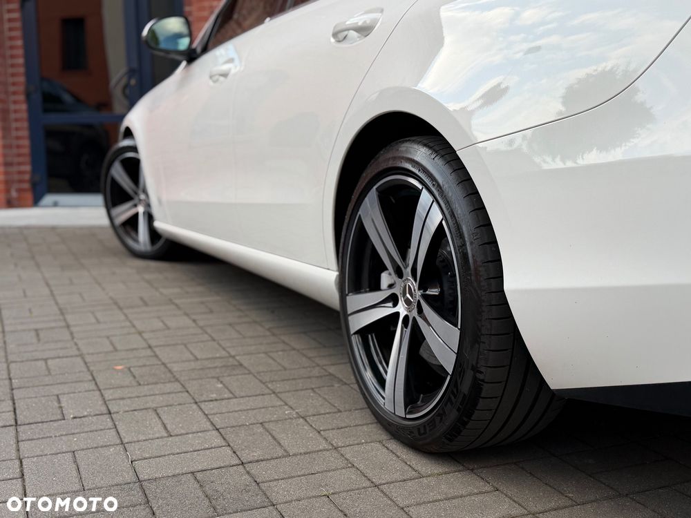 Mercedes-Benz Klasa C 220 d mHEV Avantgarde - 10